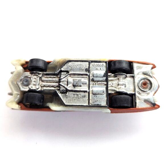 Vintage 2000 Mattel Hot Wheels Evil Twin Diecast Metal Mayan Graphics Car - Picture 3 of 6